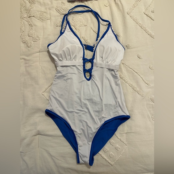 CUPSHE Swimsuit One Piece Boho Plunge-Neck Lace - Picture 7 of 16